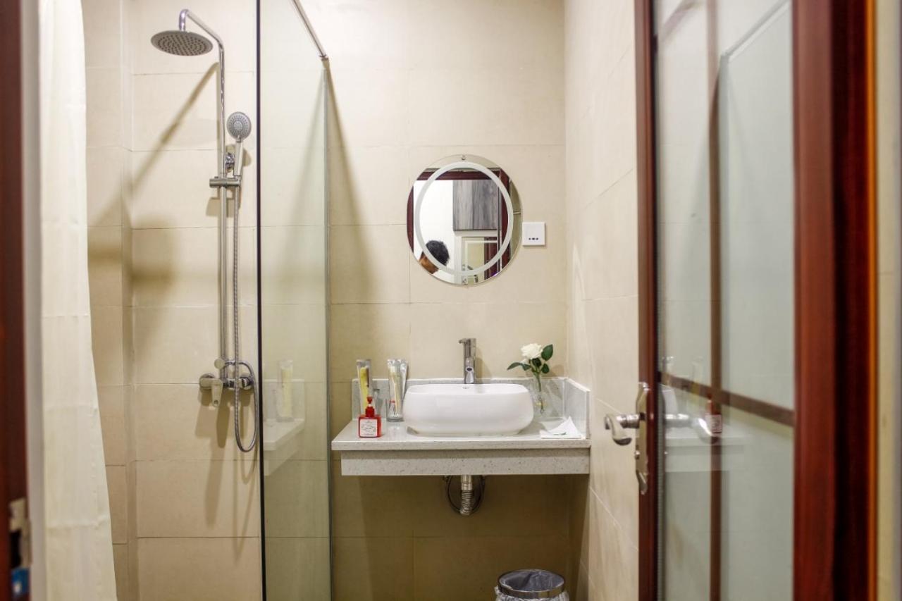 Green Rose Hotel Batam Buitenkant foto