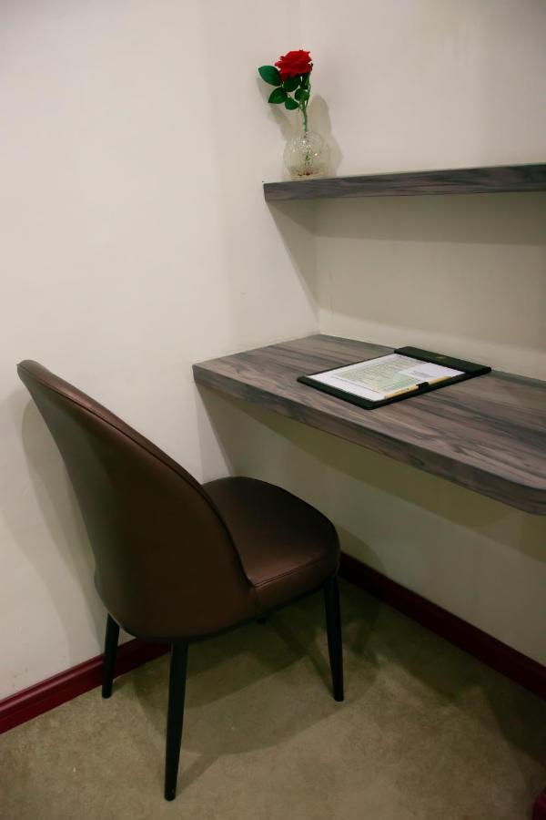 Green Rose Hotel Batam Buitenkant foto